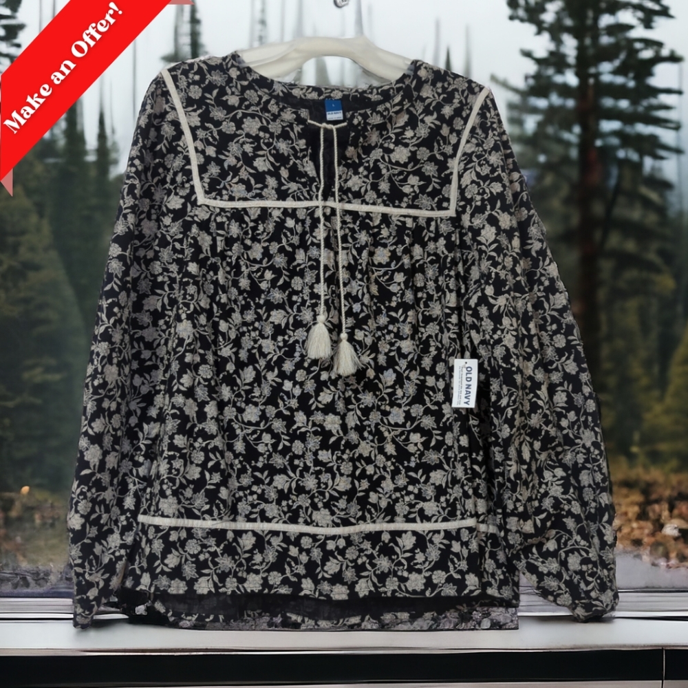 Old Navy Boho Blouse! Brand New! Floral Top with Boho Tassels, Size: L